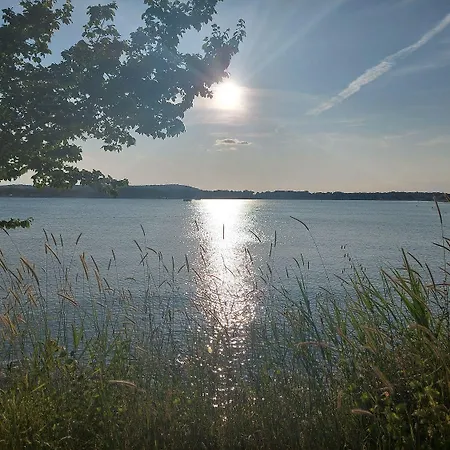 Gepflegtes Mit Moderner Ausstattung, Parkplatz, Klima Holiday home
